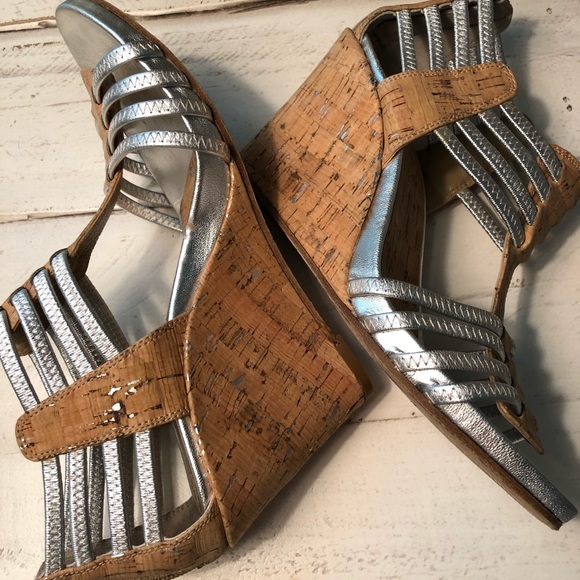 Sandals - Picture 4 of 7